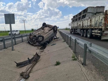 Diyarbakır’da hafif ticari araç takla attı: 1 yaralı
