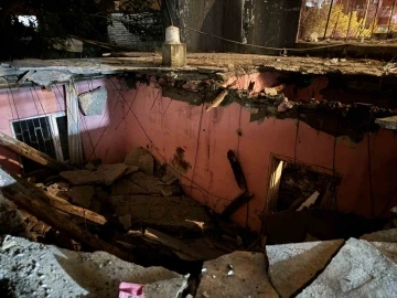 Diyarbakır’da metruk yapının tavanı çöktü
