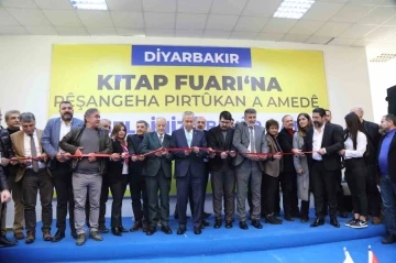 Diyarbakır’da &quot;Kitap Fuarı&quot; kapılarını açtı
