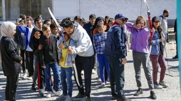 Diyarbakır'da "Mobil Spor" ekibiyle kırsaldaki çocuklar sporla buluşuyor