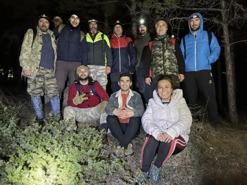 Doğa tutkunlarından 10 kilometrelik gece yürüyüşü
