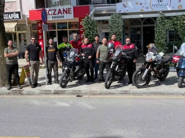 Dünya Motosikletle işe gitme gününde işlerine motosikletle gittiler
