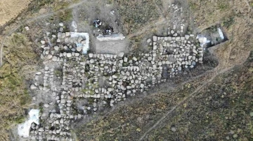Dünyanın en eski mozaiğinin bulunduğu Uşaklıhöyük’te bu yılki kazı çalışması tamamlandı
