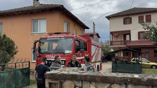 Düzce’de iki mahallede çıkan yangınlar kısa sürede söndürüldü
