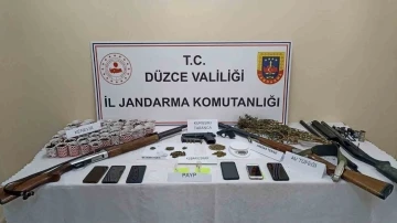 Düzce’de jandarmadan uyuşturucu operasyonu
