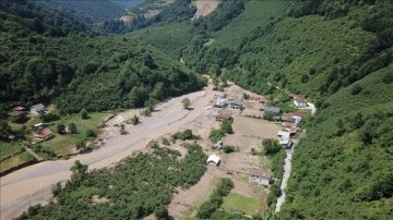 Düzce'deki selde evlerin yıkıldığı köyde erken tahliyeler sayesinde can kaybı yaşanmadı