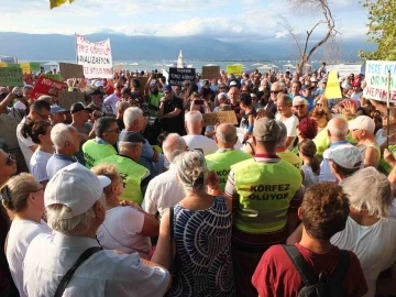 Edremit Körfezi’nde deniz ve dere kirliliği çevrecileri harekete geçirdi
