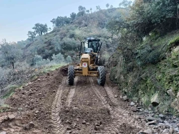 Efeler Belediyesi zeytin üreticilerine rahat bir nefes aldırdı
