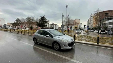 Elazığ’da sağanak yağış etkili oldu
