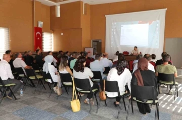 Elazığ’da yeni üretim planı ve desteklemeler üreticilere anlatıldı
