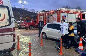 Elini kıyma makinesine sıkıştıran esnafı itfaiye kurtardı