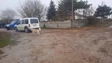 Emekli astsubay eşi ve çocuklarını öldürdü
