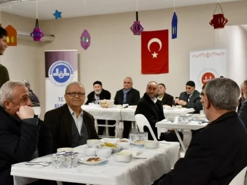 Emekli din görevlileri iftarda buluştu
