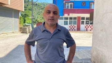 Emekli olan madencinin kıyafetlerini parçaladılar
