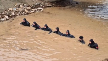 Emniyetin "kurbağa adamları" doğal afetlerde de görev alıyor