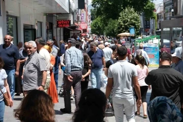 Erzincan’da bayram yoğunluğu gurbetçi akınıyla iki katına çıktı
