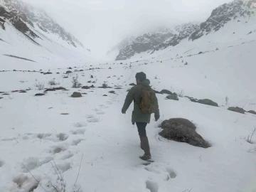 Erzincan’ın yüksek kesimlerine kar yağdı
