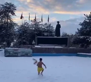 Erzurum’dan renkli kar görüntüleri
