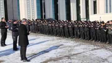 Erzurum'dan 300 polis deprem bölgesi Malatya ve Adıyaman'a gönderildi