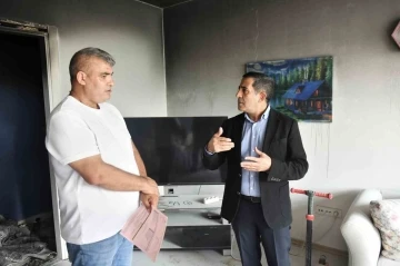 Esenyurt Belediye Başkanı Özer, evinde yangın çıkan ailenin çağrısını cevapsız bırakmadı
