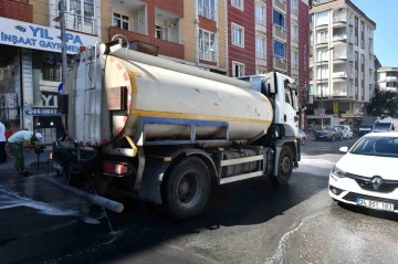 Esenyurt Belediyesi’nden temizlik seferberliği
