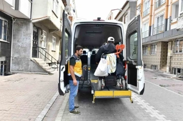 Esenyurt Belediyesinden hasta ve engelli vatandaşlara ulaşım hizmeti
