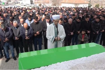 Eşi, kızı, kız kardeşi ve kuzeninden sonra şimdi de 10 yaşındaki kızını toprağa verdi