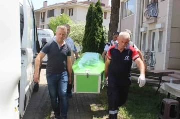 Eşini boğarak öldüren sanığa 18 yıl hapis
