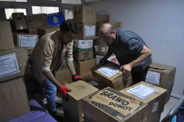 Eskişehir İl Milli Eğitim Müdürlüğü’nün ikinci yardım kamyonu Hatay’a gidiyor
