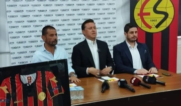 Eskişehirspor, 2 oyuncuyla sözleşme imzaladı
