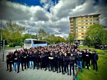 Eskişehirspor taraftarları, 300 kişiyle deplasman yolunda
