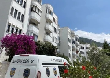 Fethiye’de 4. kattan düşen kadın hayatını kaybetti