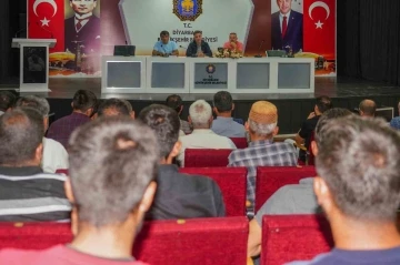 Fıstık ve ceviz aşısı yapan personel eğitime alındı
