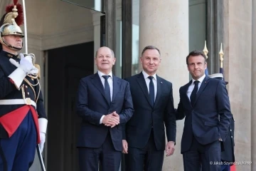 Fransa, Almanya ve Polonya liderleri Paris’te bir araya geldi
