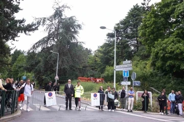 Fransa’da polis kurşunuyla ölen genç defnedildi
