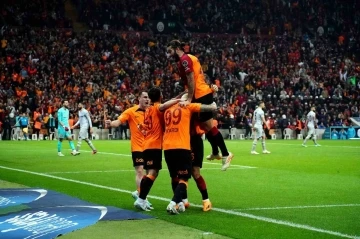 Galatasaray evindeki yenilmezliğini 15’e çıkardı
