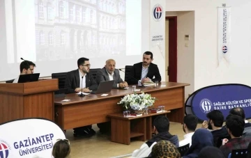 GAÜN’de ’Gençlerin Dilinden Erbakan’ anma programı
