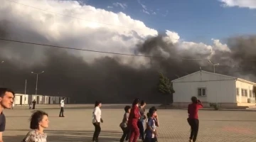 Gaziantep’te trafo yangını geçici barınma merkezine sıçradı
