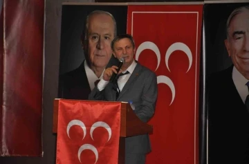 Gazipaşa MHP’de Numan Terzi güven tazeledi
