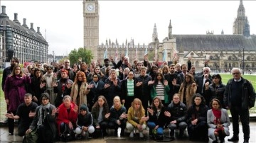 Gazze'de hayatını kaybeden çocuklar Londra'da anıldı