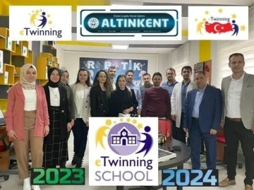 Gediz Altınkent Ortaokulu, ’eTwinning Okulu’ unvanını yeniden aldı
