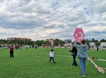 Gediz’de uçurtma şenliği
