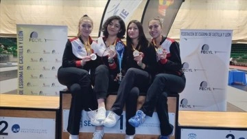 Genç Kadınlar Eskrim Kılıç Milli Takımı, İspanya'da şampiyon oldu