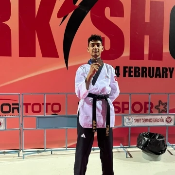 Gençlerde Taekwondo şampiyonu Dalaman’dan
