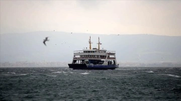 Gökçeada-Kabatepe feribot hattına 22-23 Haziran'da 16 ek sefer konuldu