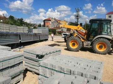 Gölpazarı’nda kaldırım yenileme çalışmaları başladı
