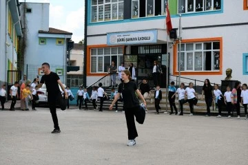 Gönüllülerden “çocuk hakları” çalışması