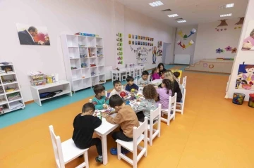 Gülnar’da ’Ebeveyn Yolculuğu’ semineri gerçekleştirildi
