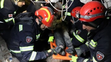 Gürcistan, "asrın felaketi"nde Türkiye'nin yardımına koşan ilk ülkelerden oldu