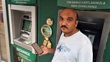 Güvenlik görevlisi hesabına yanlışlıkla gönderilen 500 bin lirayı sahibine iade etti
